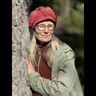 Marja with a pine tree