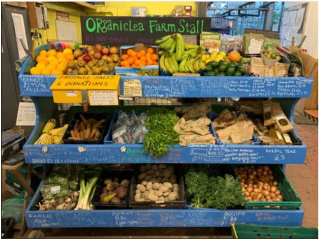OrganicLea fruit and veg stall