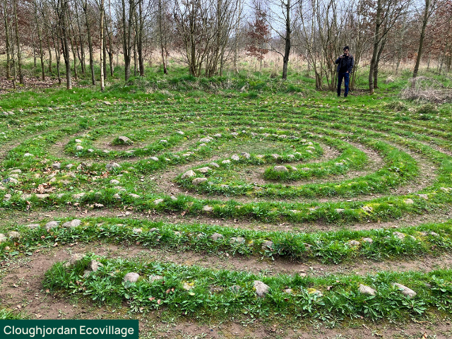 Spiral maze